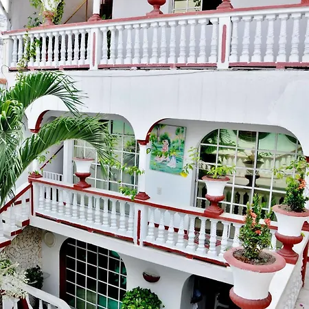 Hotel Casa Eden 2*